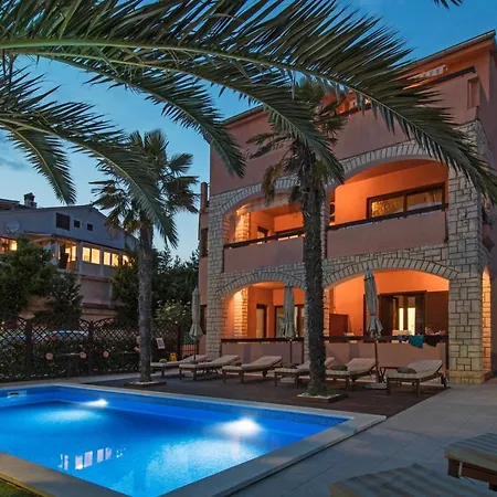 Bed & Breakfast Villa Anita לינה וארוחת בוקר 3*