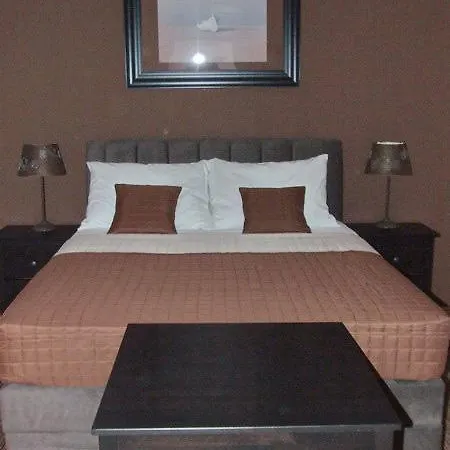 לינה וארוחת בוקר Bed & Breakfast Villa Anita מדולין