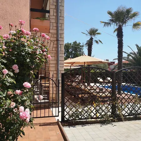 Breakfast & Bed Anita 3*