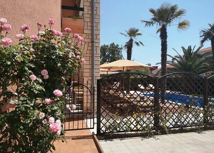 Breakfast & Bed Anita 3*