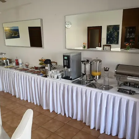 Breakfast & Bed Anita 3*